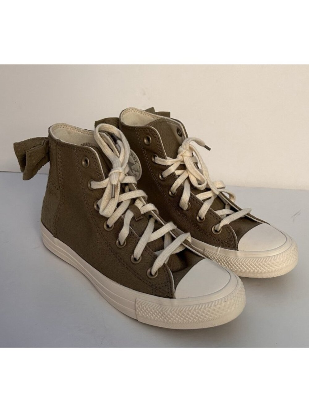 Converse Chuck Taylor All Star Lift High Bow Sneakers Womens Size 7.5 Green Shoe
